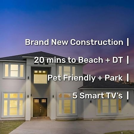 Newly Built Stylish Retreat With Designer Kitchen - Near Park & Beach Корпъс Кристи Екстериор снимка